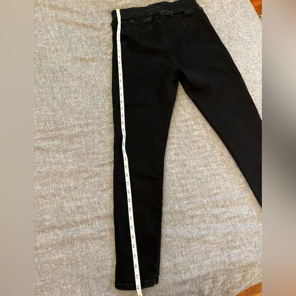 Frame The Jetset Skinny Crop in Sheen Noir - Picture 16 of 16